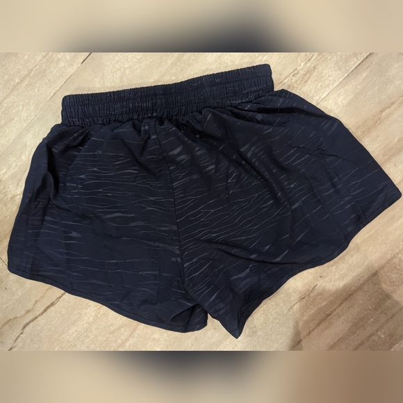 NWOT Puliou Athletic Running Shorts size Medium - Picture 2 of 2